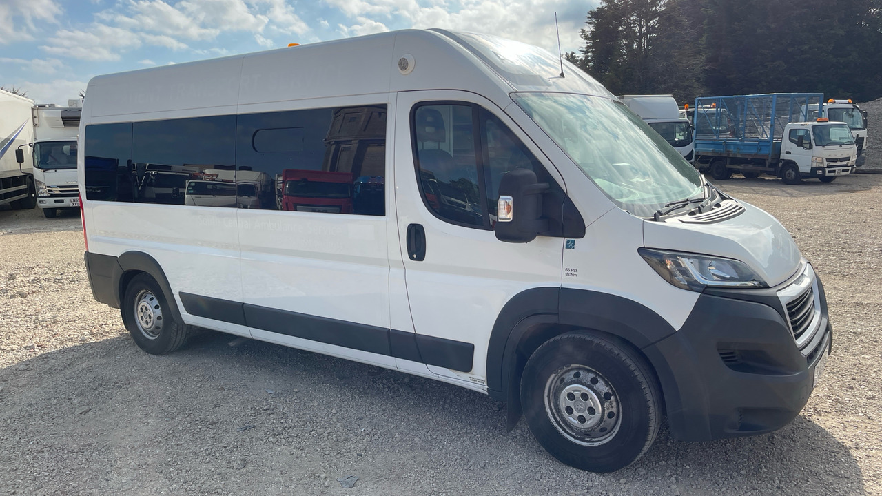 Peugeot Boxer 2.0 BLUE HDI 130PS - Ambulans: gambar 1 Peugeot Boxer 2.0 BLUE HDI 130PS - Ambulans: gambar 1