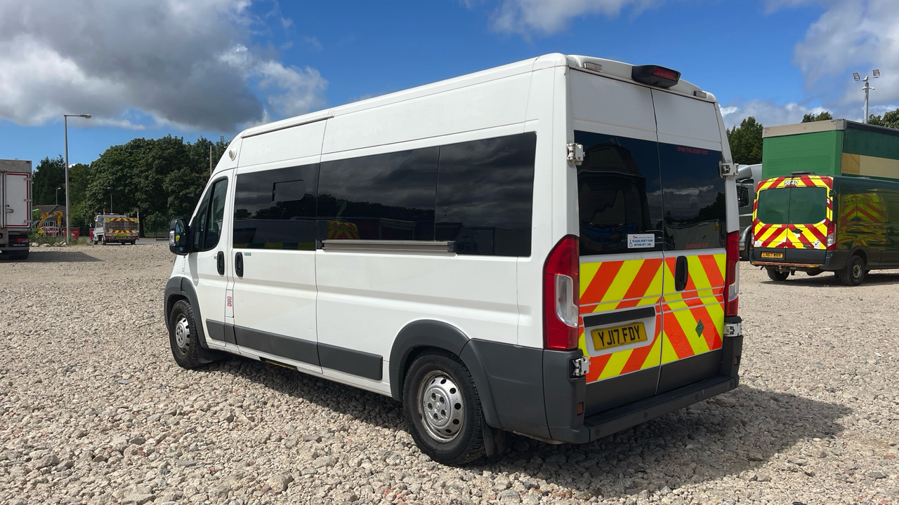 Peugeot Boxer 2.0 BLUE HDI 130PS - Ambulans: gambar 3 Peugeot Boxer 2.0 BLUE HDI 130PS - Ambulans: gambar 3