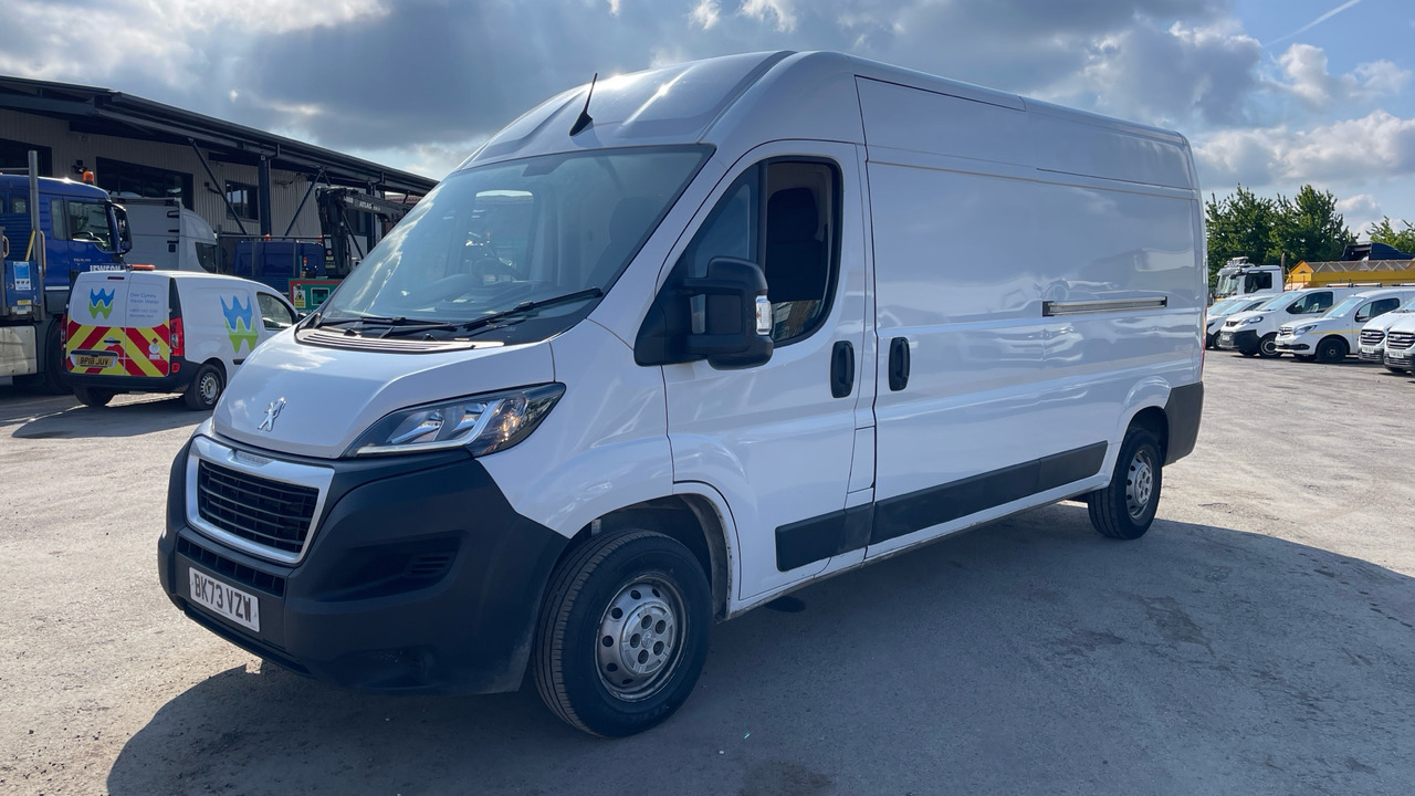 Peugeot Boxer 335 2.2 BLUEHDI PROFESSIONAL 140PS - Van panel: gambar 2 Peugeot Boxer 335 2.2 BLUEHDI PROFESSIONAL 140PS - Van panel: gambar 2