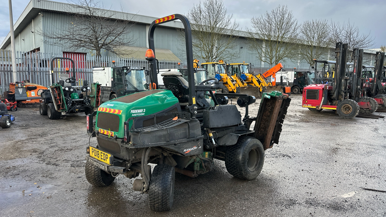 RANSOMES PARKWAY 3 METEOR - Mesin pemotong rumput: gambar 4 RANSOMES PARKWAY 3 METEOR - Mesin pemotong rumput: gambar 4