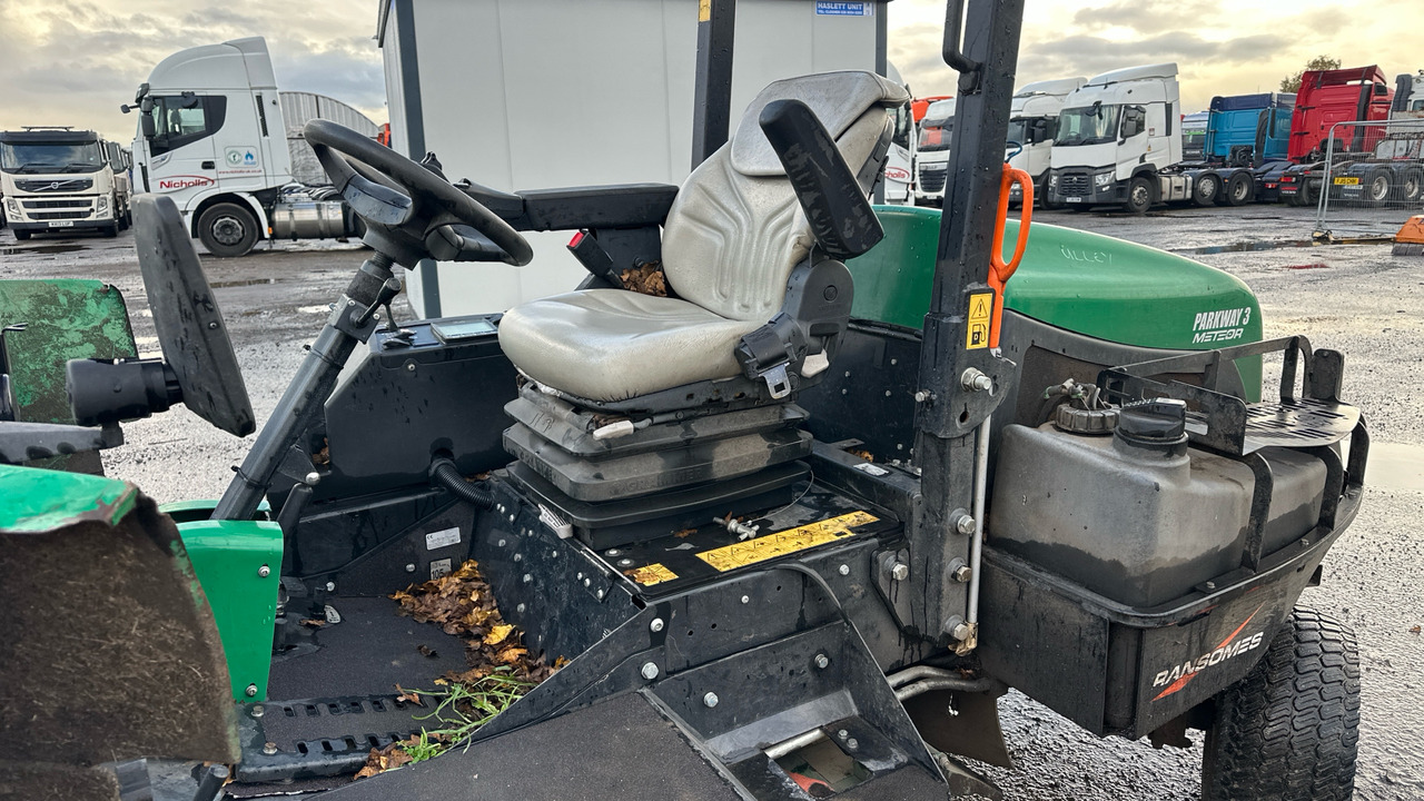 RANSOMES PARKWAY 3 METEOR - Mesin pemotong rumput: gambar 5 RANSOMES PARKWAY 3 METEOR - Mesin pemotong rumput: gambar 5