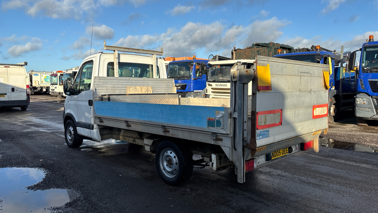 RENAULT MASTER CCPML35 DCI100 MWB - Truk flatbed: gambar 3 RENAULT MASTER CCPML35 DCI100 MWB - Truk flatbed: gambar 3