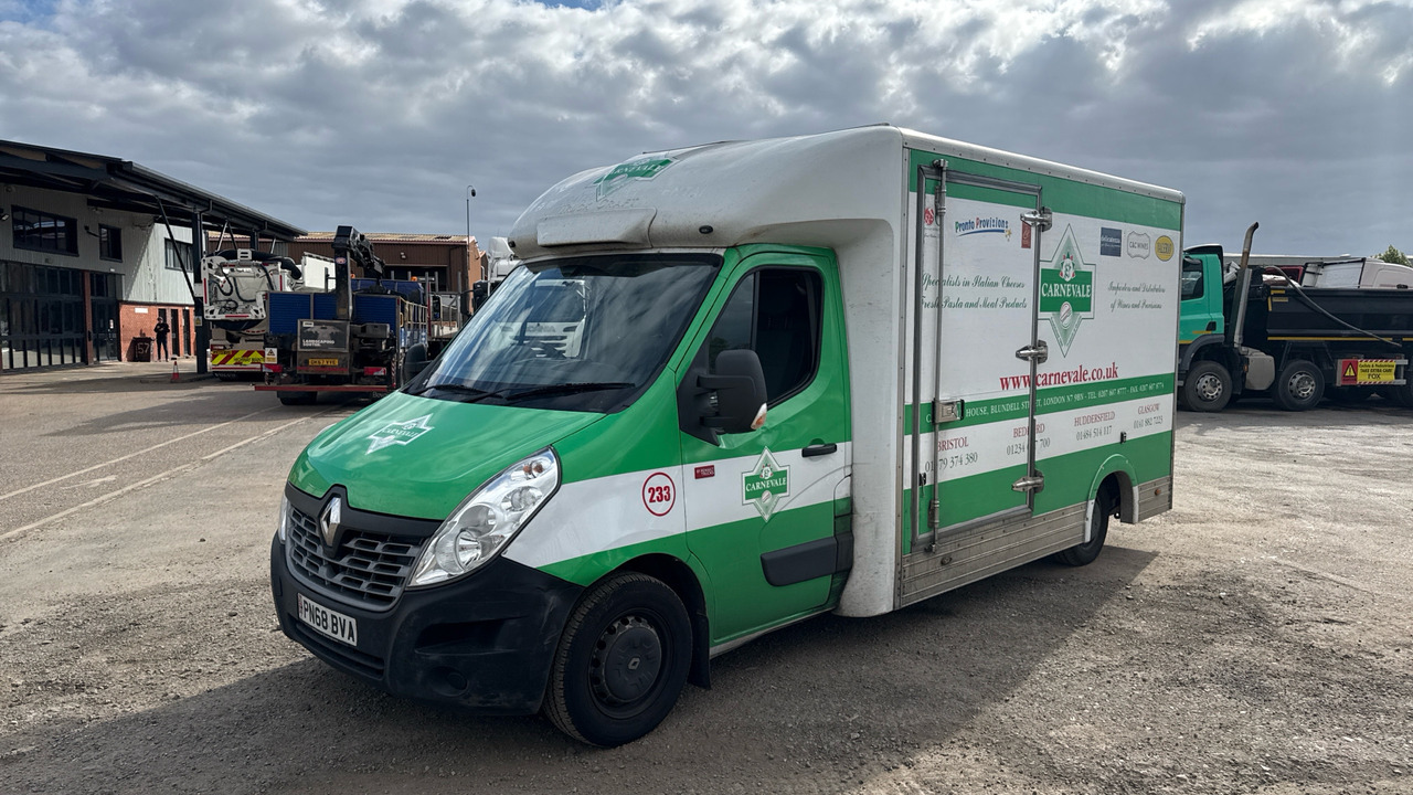 RENAULT TRUCKS MASTER 35 - Van flatbed: gambar 2 RENAULT TRUCKS MASTER 35 - Van flatbed: gambar 2