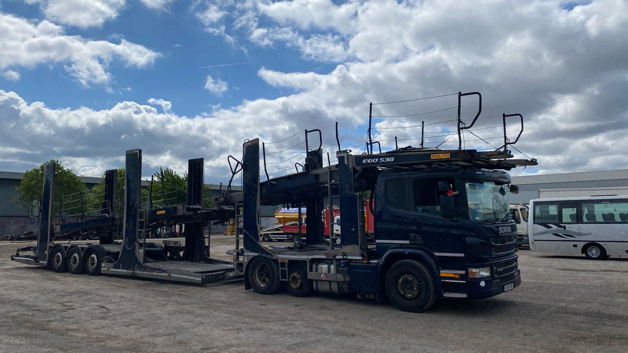 SCANIA P 410 - Truk pengangkut mobil: gambar 1 SCANIA P 410 - Truk pengangkut mobil: gambar 1