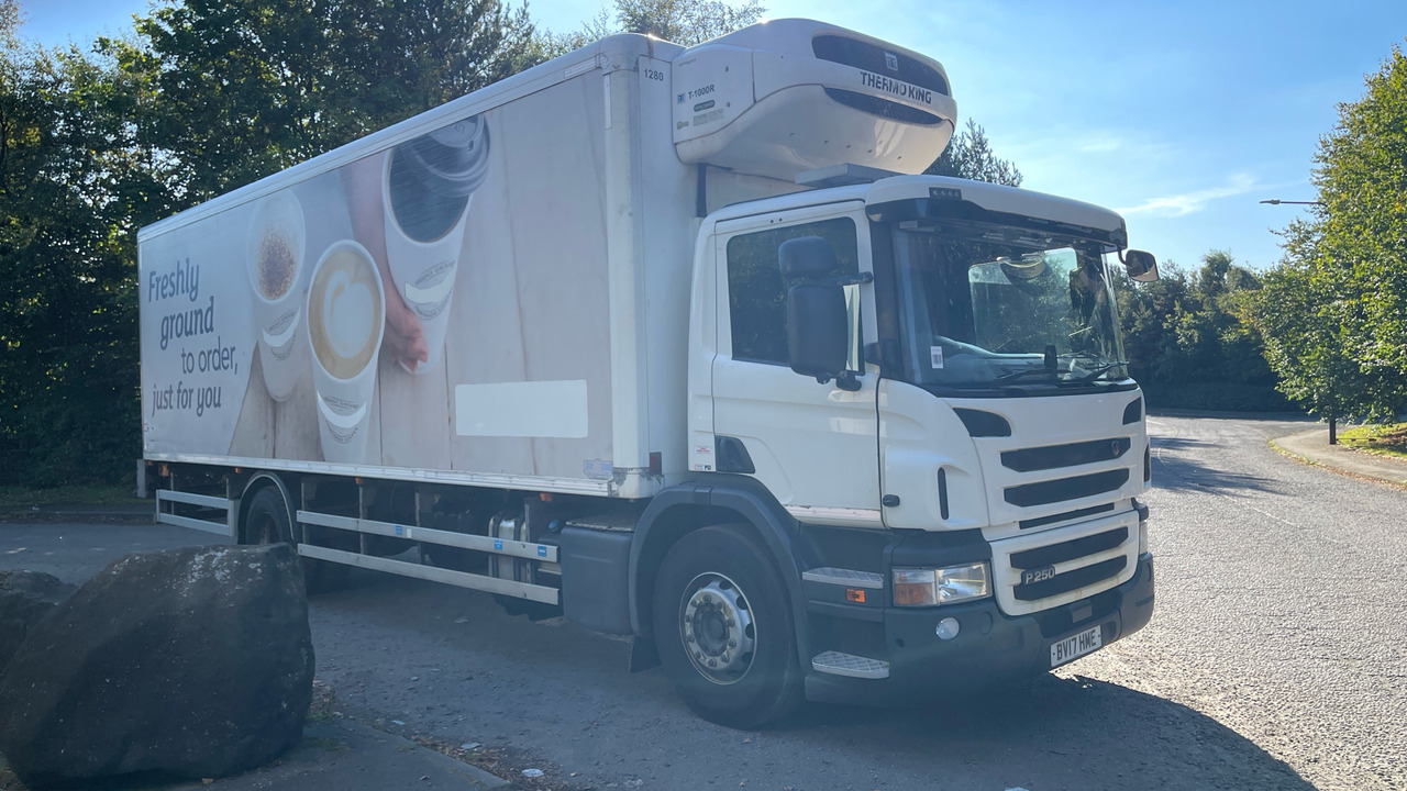 Scania P 250 - Truk berpendingin: gambar 1 Scania P 250 - Truk berpendingin: gambar 1