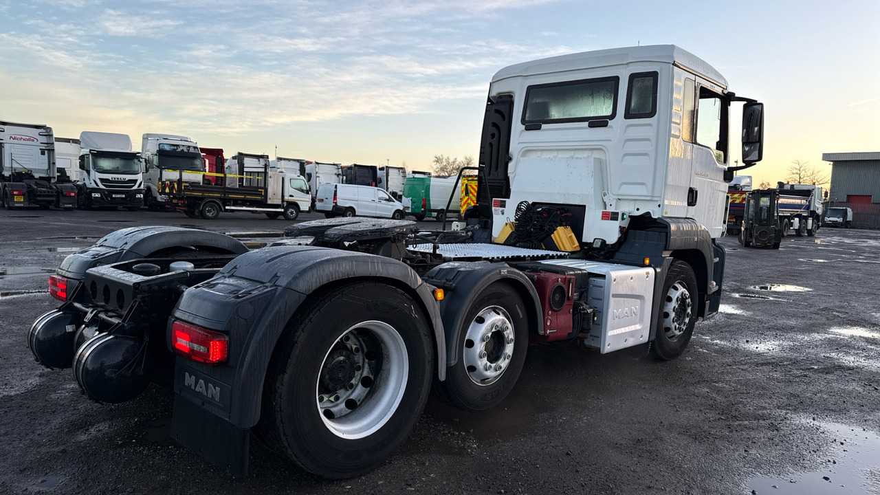 MAN TGS 24.420 - Tractor head: gambar 4 MAN TGS 24.420 - Tractor head: gambar 4