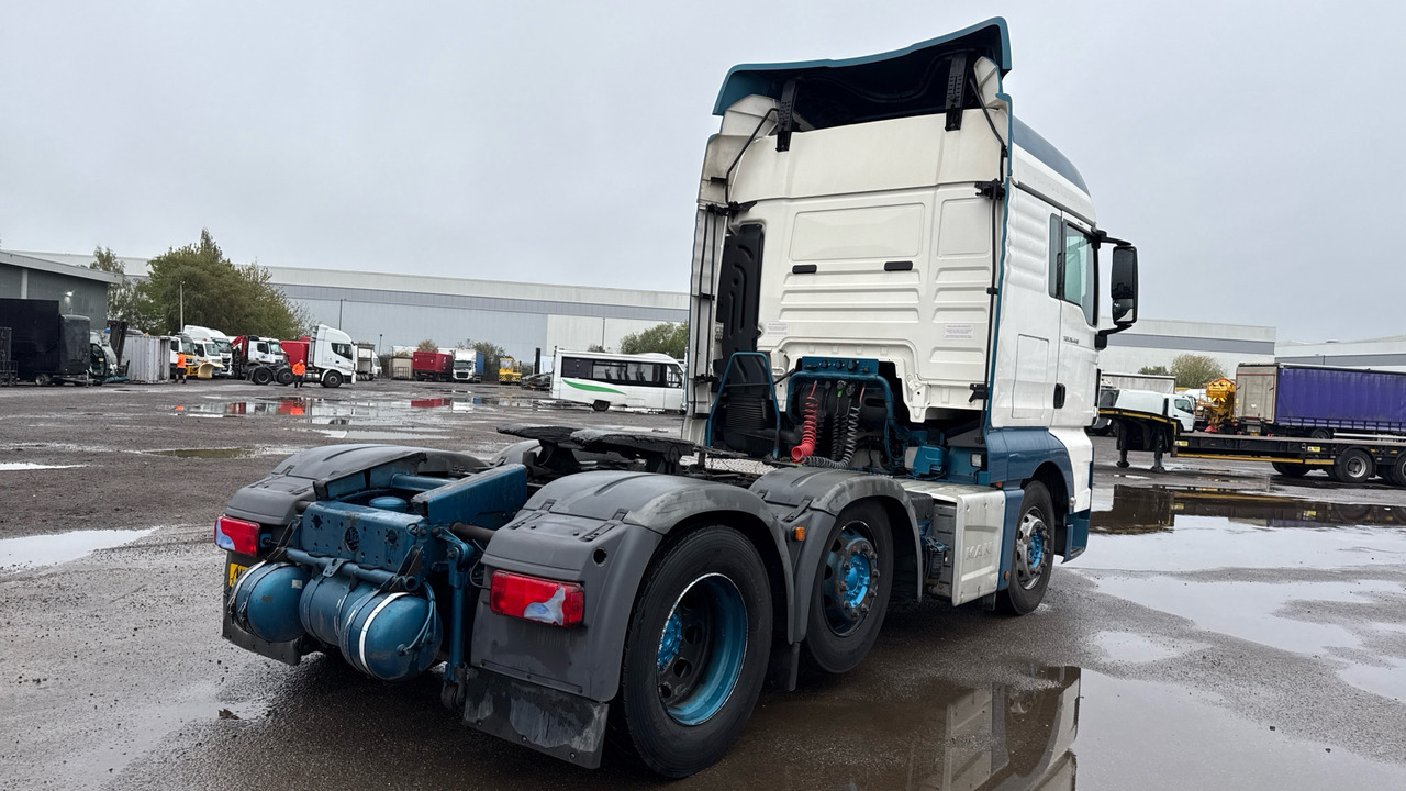 MAN TGX 26.440 - Tractor head: gambar 4 MAN TGX 26.440 - Tractor head: gambar 4