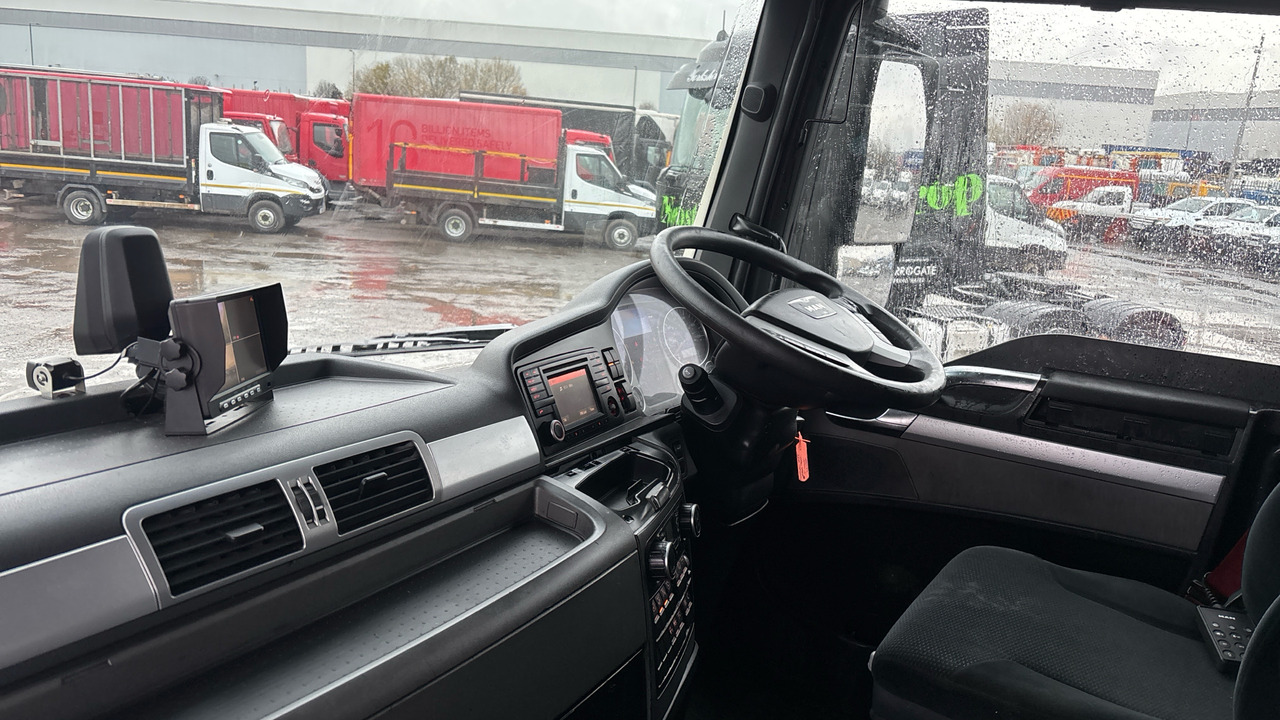 Tractor head MAN TGX 26.440: gambar 17