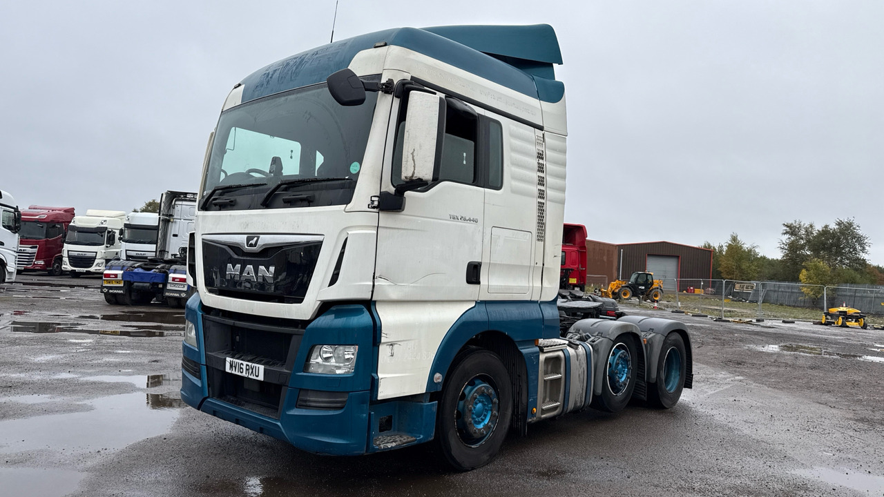 MAN TGX 26.440 - Tractor head: gambar 2 MAN TGX 26.440 - Tractor head: gambar 2