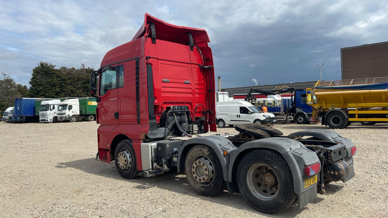 MAN TGX 26.440 - Tractor head: gambar 3 MAN TGX 26.440 - Tractor head: gambar 3