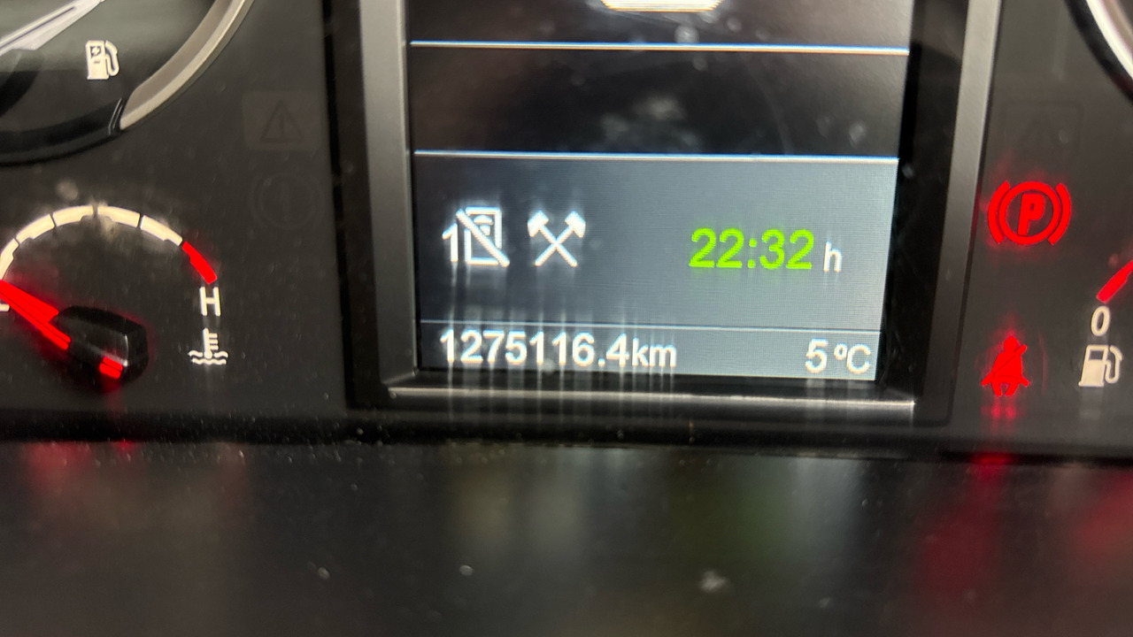 Tractor head SCANIA R 520 V8: gambar 14