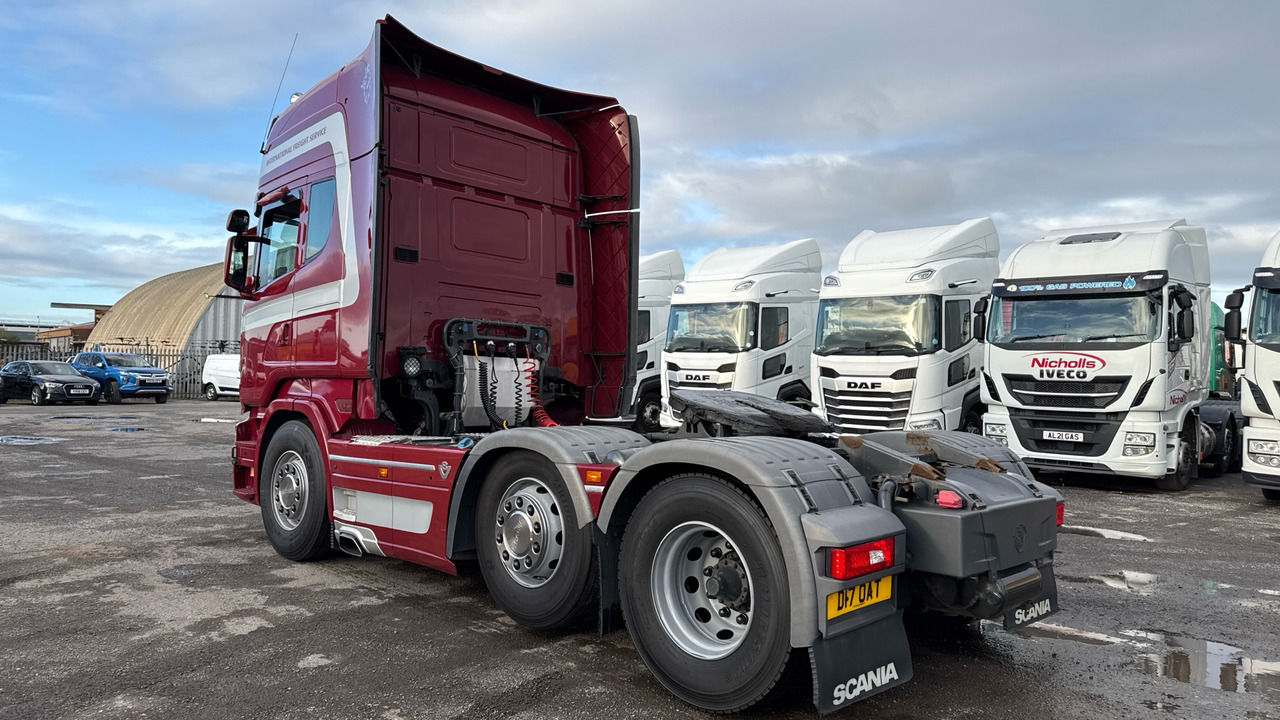 SCANIA R 520 V8 - Tractor head: gambar 3 SCANIA R 520 V8 - Tractor head: gambar 3