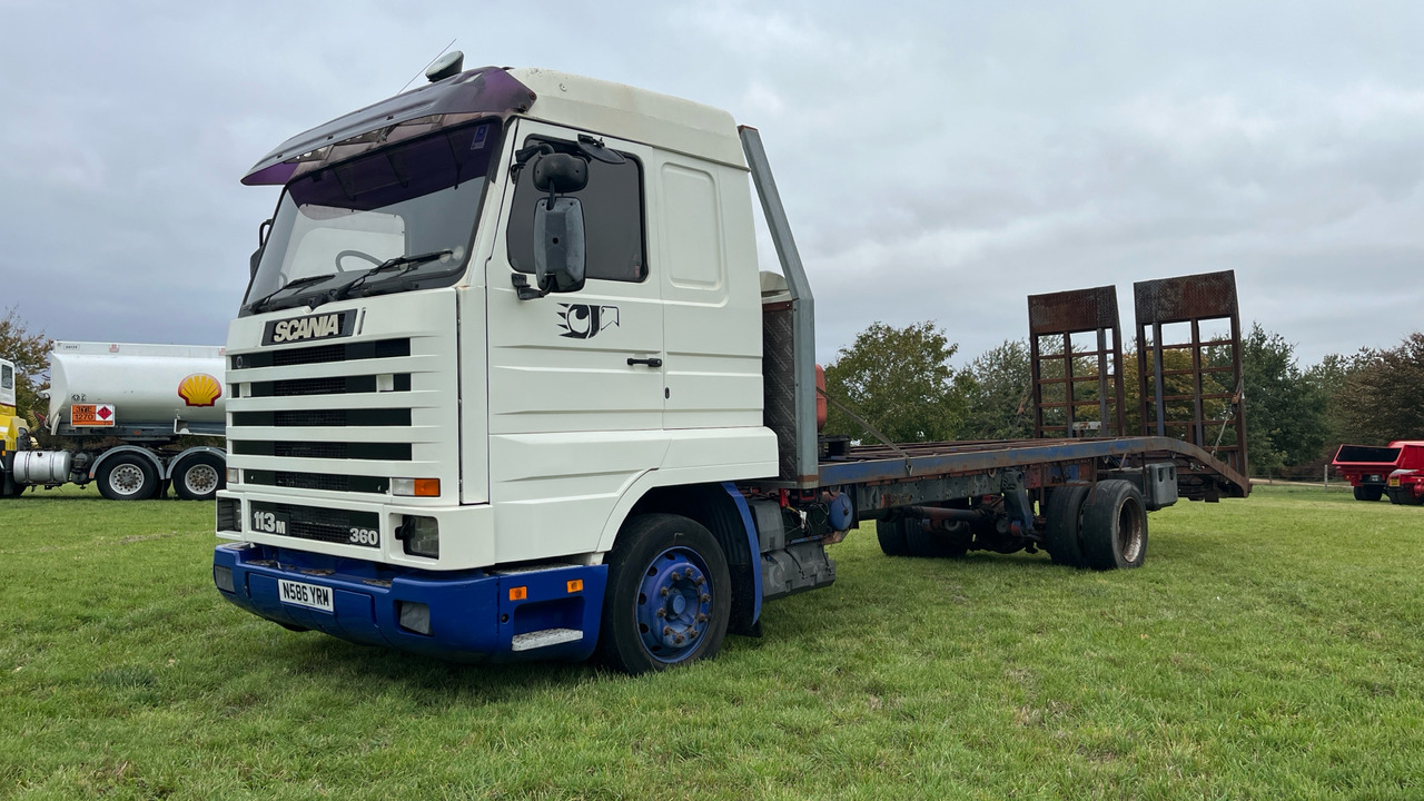 SCANIA R113.360 TOPLINE STREAMLINE - Tractor head: gambar 2 SCANIA R113.360 TOPLINE STREAMLINE - Tractor head: gambar 2