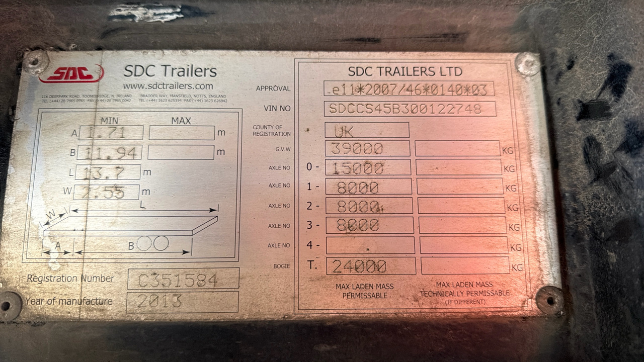 Trailer SDC CURTAINSIDE: gambar 12 Trailer SDC CURTAINSIDE: gambar 12