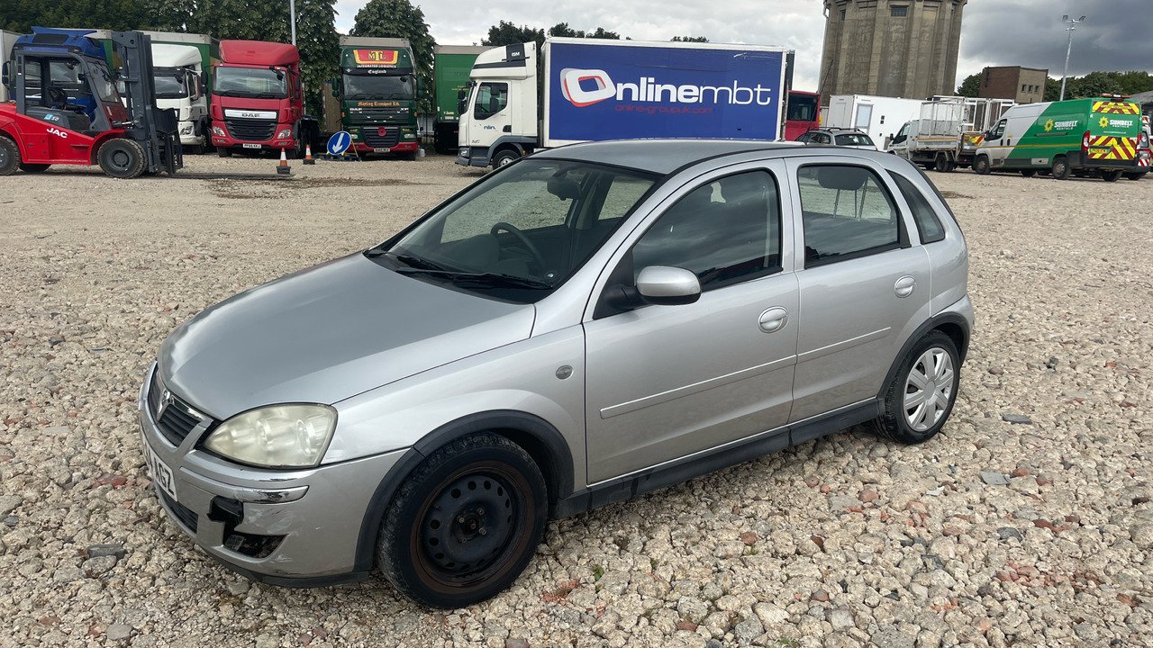 VAUXHALL CORSA 1.2 I - Hatchback: gambar 2 VAUXHALL CORSA 1.2 I - Hatchback: gambar 2