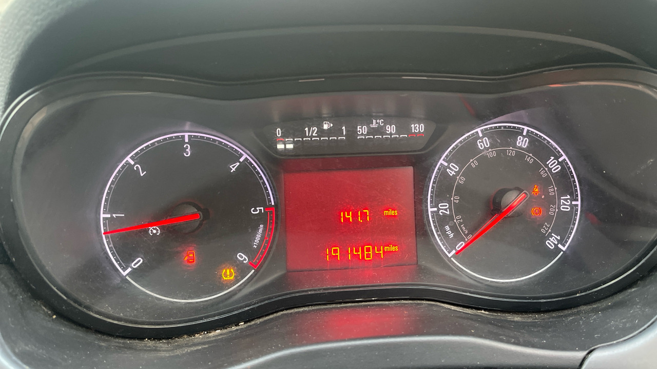 Mobil VAUXHALL CORSA 1.3 CDTi 16V: gambar 6 Mobil VAUXHALL CORSA 1.3 CDTi 16V: gambar 6