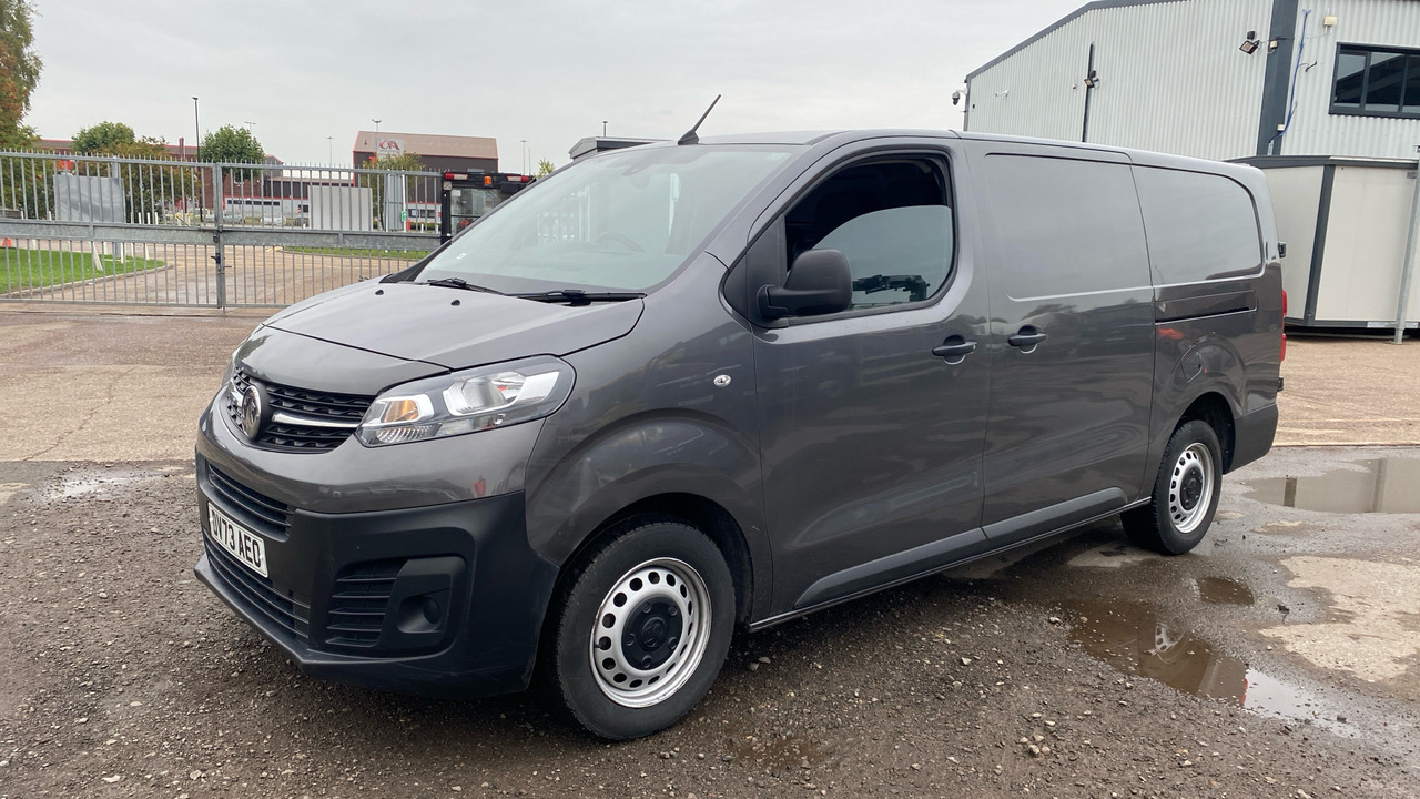 VAUXHALL VIVARO 3100 2.0d 145PS Prime - Van kecil: gambar 2 VAUXHALL VIVARO 3100 2.0d 145PS Prime - Van kecil: gambar 2