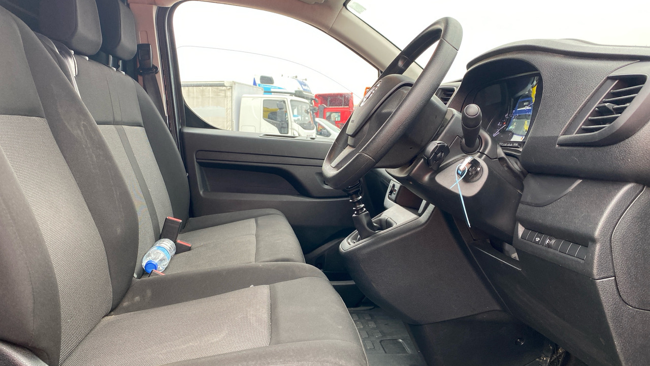 VAUXHALL VIVARO 3100 2.0d 145PS Prime - Van kecil: gambar 5 VAUXHALL VIVARO 3100 2.0d 145PS Prime - Van kecil: gambar 5