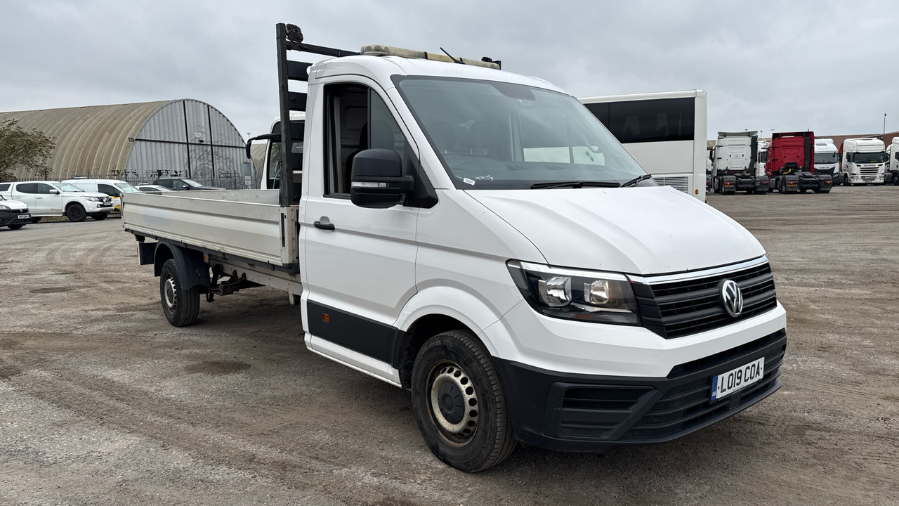 VOLKSWAGEN CRAFTER CR35 2.0 TDI 140PS - Van flatbed: gambar 1 VOLKSWAGEN CRAFTER CR35 2.0 TDI 140PS - Van flatbed: gambar 1