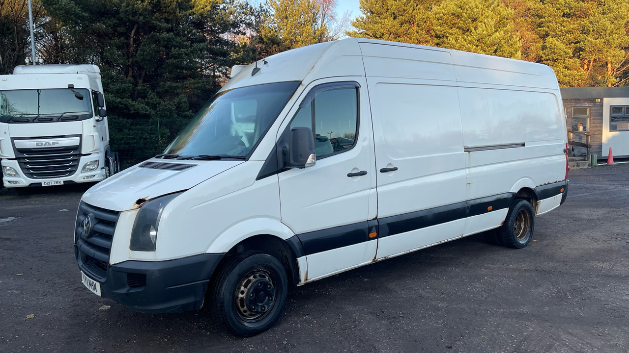 VOLKSWAGEN CRAFTER CR50 PLUS 2.5 TDI - Van panel: gambar 2 VOLKSWAGEN CRAFTER CR50 PLUS 2.5 TDI - Van panel: gambar 2