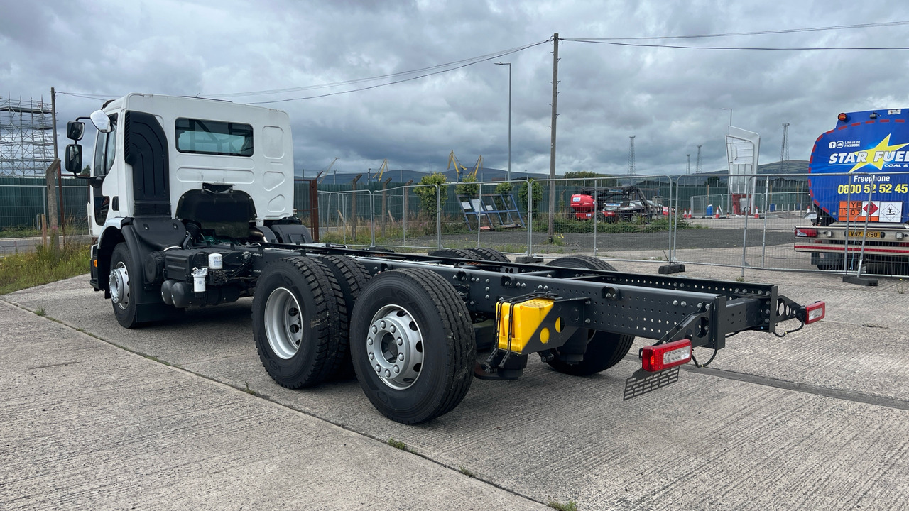 VOLVO FE 350 - Truk sasis: gambar 3 VOLVO FE 350 - Truk sasis: gambar 3