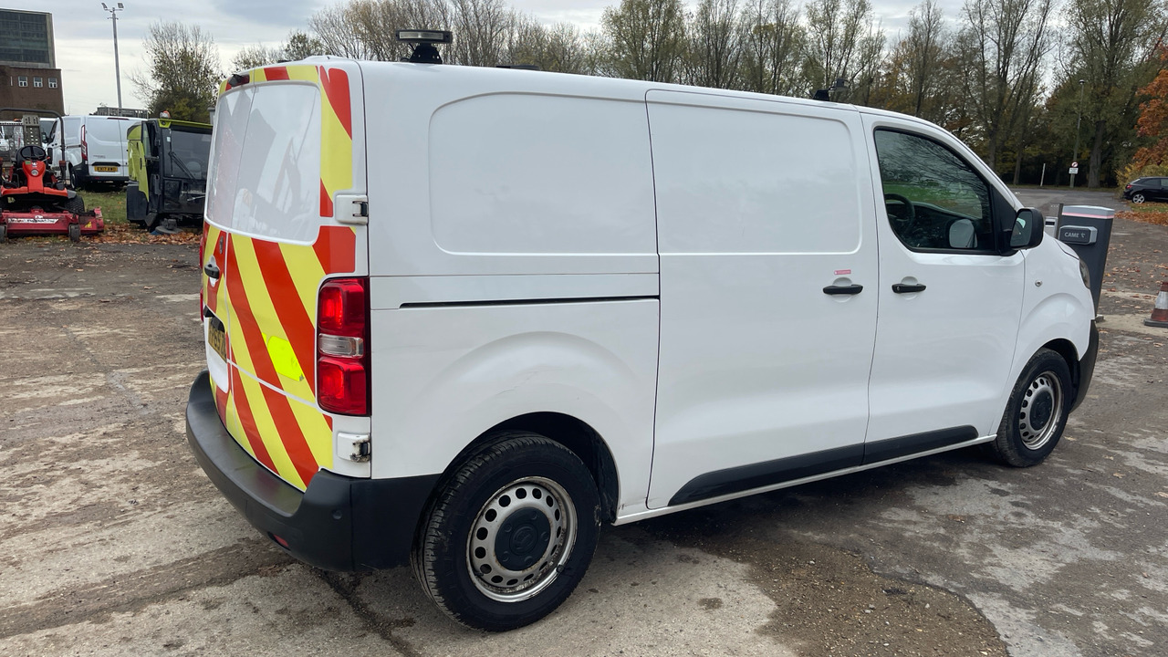 Vauxhall Vivaro 2900 1.5D 100PS - Van kecil: gambar 4 Vauxhall Vivaro 2900 1.5D 100PS - Van kecil: gambar 4