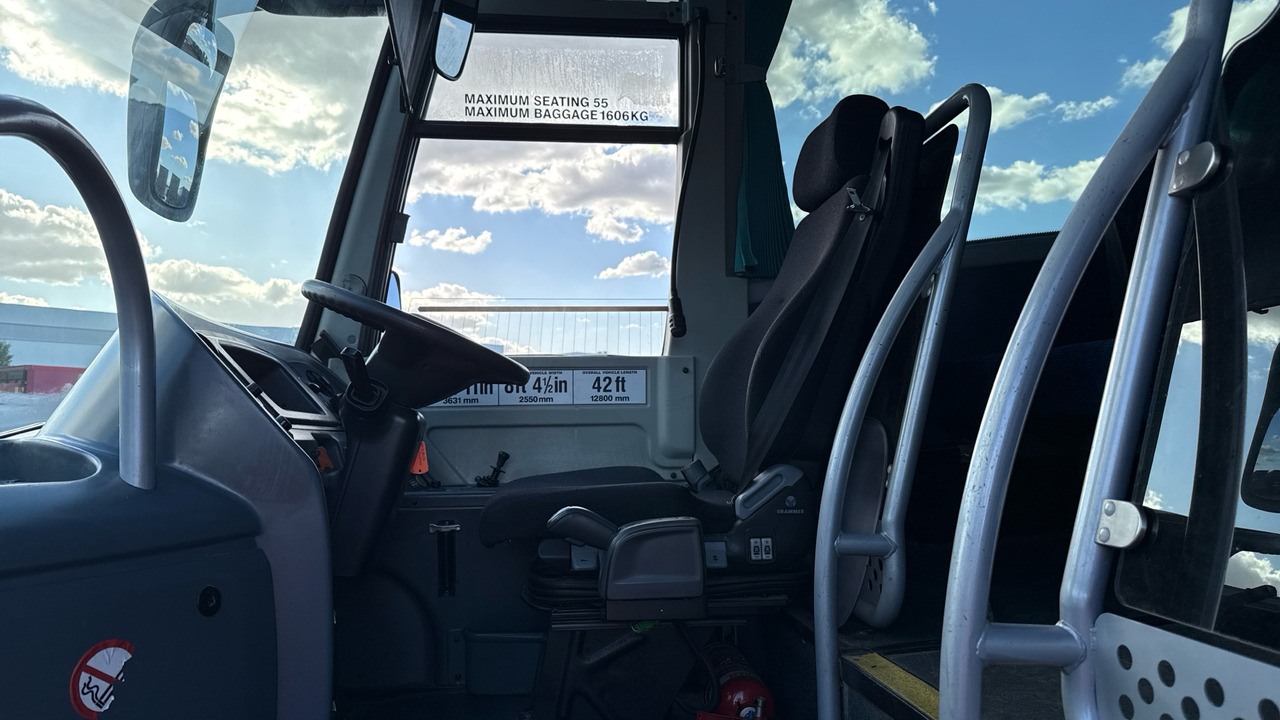 Volvo B9R PLAXTON PANTHER - Bus pariwisata: gambar 5 Volvo B9R PLAXTON PANTHER - Bus pariwisata: gambar 5