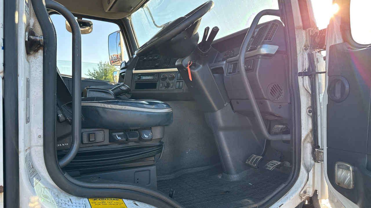Volvo FMX 380 - Hook lift: gambar 5 Volvo FMX 380 - Hook lift: gambar 5