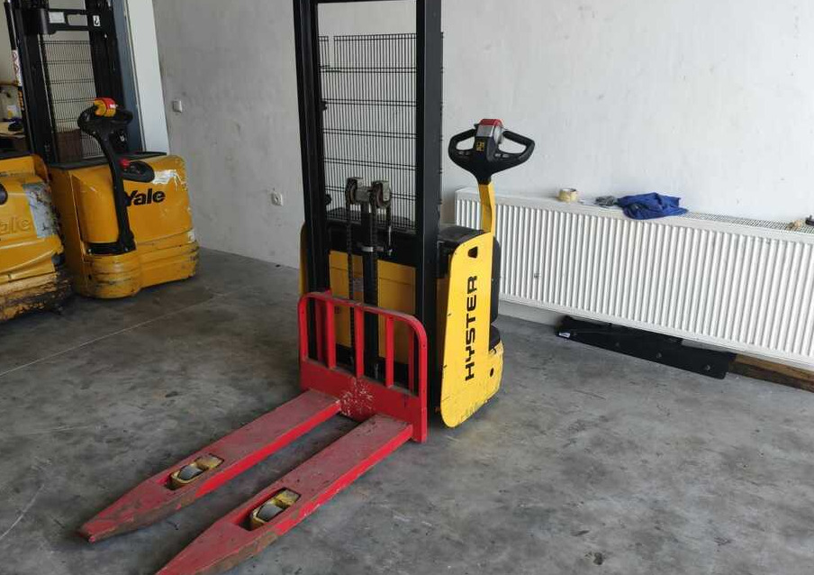 Hyster S1.0E - Penumpuk: gambar 1 Hyster S1.0E - Penumpuk: gambar 1