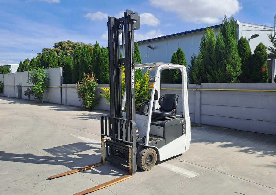 Nissan A1L1N150 - Forklift listrik: gambar 1 Nissan A1L1N150 - Forklift listrik: gambar 1