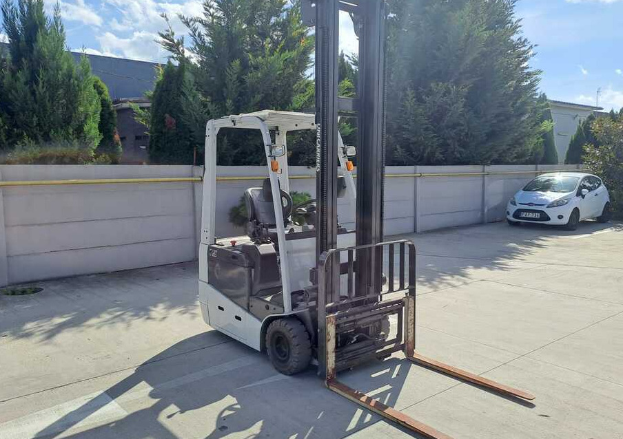Nissan A1L1N150 - Forklift listrik: gambar 4 Nissan A1L1N150 - Forklift listrik: gambar 4