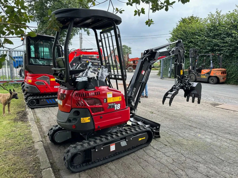 Rhino Rhinoceros XN18 - Ekskavator mini: gambar 2 Rhino Rhinoceros XN18 - Ekskavator mini: gambar 2