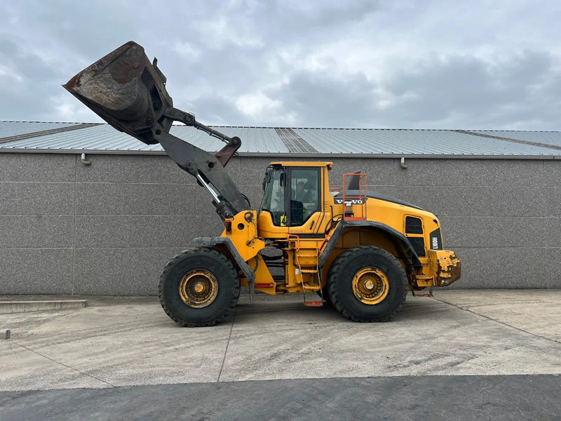 Volvo L180H - Bulldozer: gambar 2 Volvo L180H - Bulldozer: gambar 2