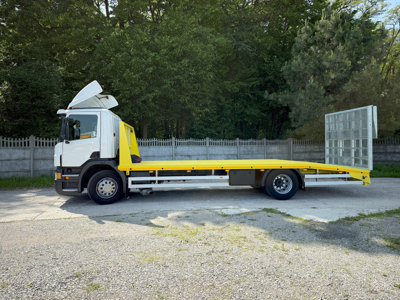 SCANIA P280 - Mobil derek: gambar 3 SCANIA P280 - Mobil derek: gambar 3