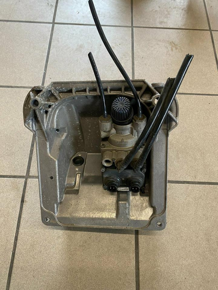 Actros MP2 Fußbremsventil A 934 294 00 01 WABCO 4800010110 - Katup rem untuk Truk: gambar 1 Actros MP2 Fußbremsventil A 934 294 00 01 WABCO 4800010110 - Katup rem untuk Truk: gambar 1