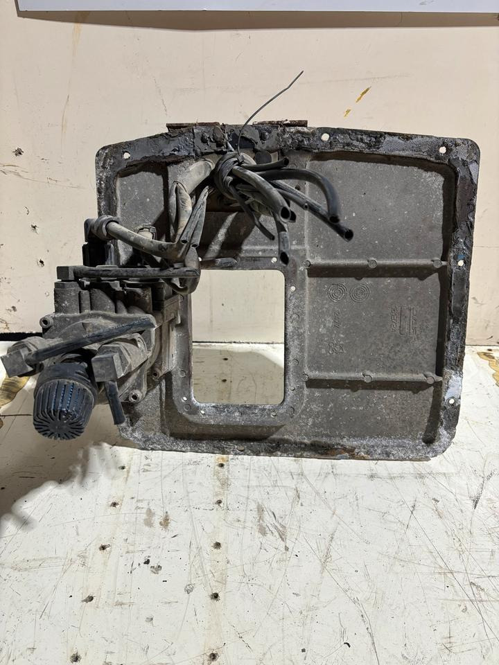 DAF CF XF Fußbremsventil 161372 WABCO 4800015000 - Katup rem untuk Truk: gambar 2 DAF CF XF Fußbremsventil 161372 WABCO 4800015000 - Katup rem untuk Truk: gambar 2