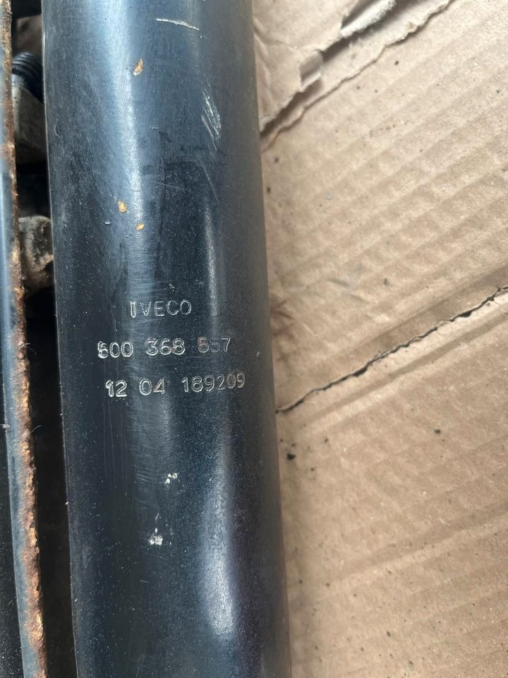 IVECO Stralis 450 Hydraulikzylinder Kippzylinder 500368557 - Silinder hidrolik untuk Truk: gambar 2 IVECO Stralis 450 Hydraulikzylinder Kippzylinder 500368557 - Silinder hidrolik untuk Truk: gambar 2