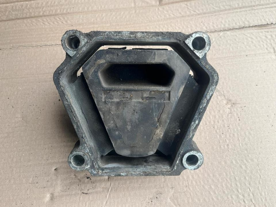 IVECO Stralis 450 Motorlager Motorhalter 3423630 - Bantalan mesin untuk Truk: gambar 2 IVECO Stralis 450 Motorlager Motorhalter 3423630 - Bantalan mesin untuk Truk: gambar 2