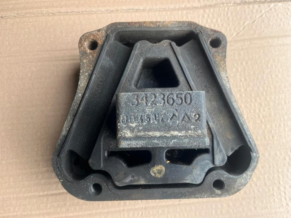 IVECO Stralis 450 Motorlager Motorhalter 3423650 - Bantalan mesin untuk Truk: gambar 1 IVECO Stralis 450 Motorlager Motorhalter 3423650 - Bantalan mesin untuk Truk: gambar 1