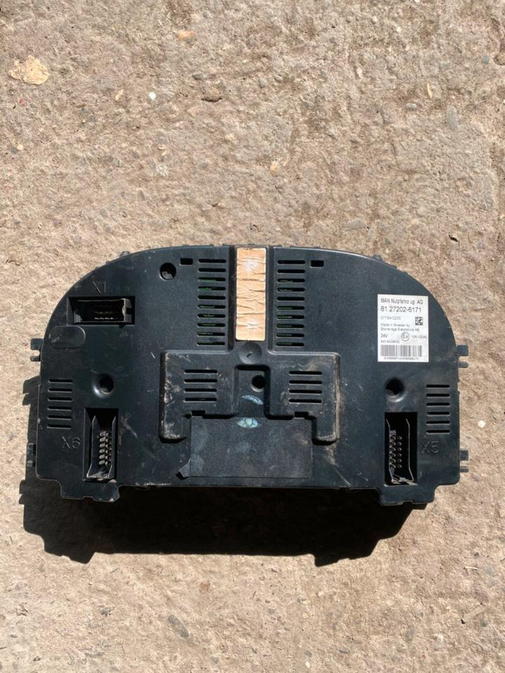 MAN Kombiinstrument Tacho 81272026171 - Dasbor untuk Truk: gambar 2 MAN Kombiinstrument Tacho 81272026171 - Dasbor untuk Truk: gambar 2