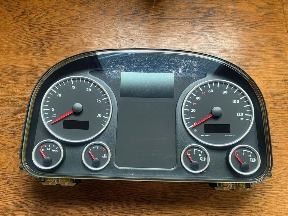 MAN Kombiinstrument Tacho 81272026258 - Dasbor untuk Truk: gambar 1 MAN Kombiinstrument Tacho 81272026258 - Dasbor untuk Truk: gambar 1