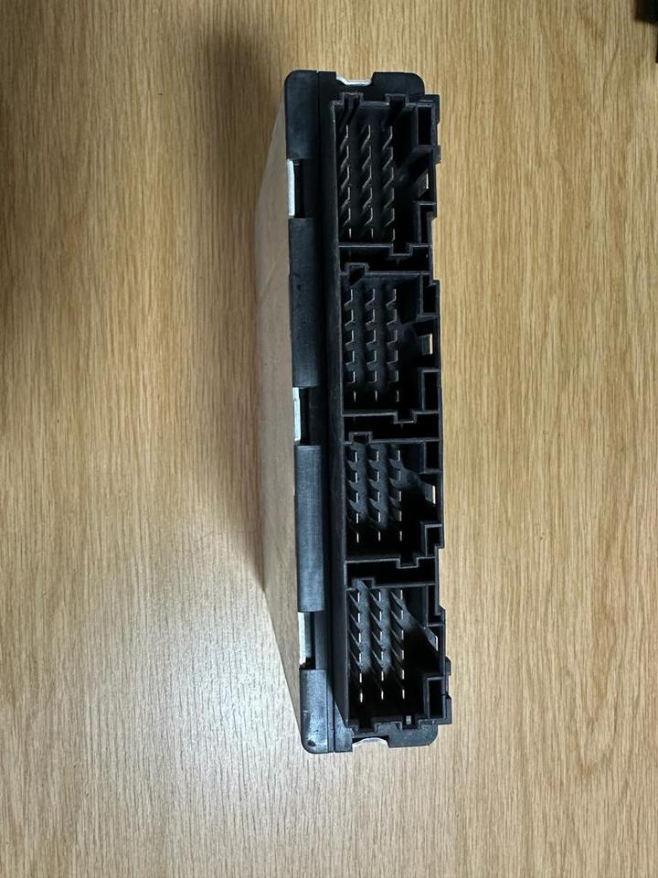 MAN SIEMENS VDO ELEKTRONIK FFR Steuergerät 81.25805.7056 - ECU untuk Truk: gambar 3 MAN SIEMENS VDO ELEKTRONIK FFR Steuergerät 81.25805.7056 - ECU untuk Truk: gambar 3