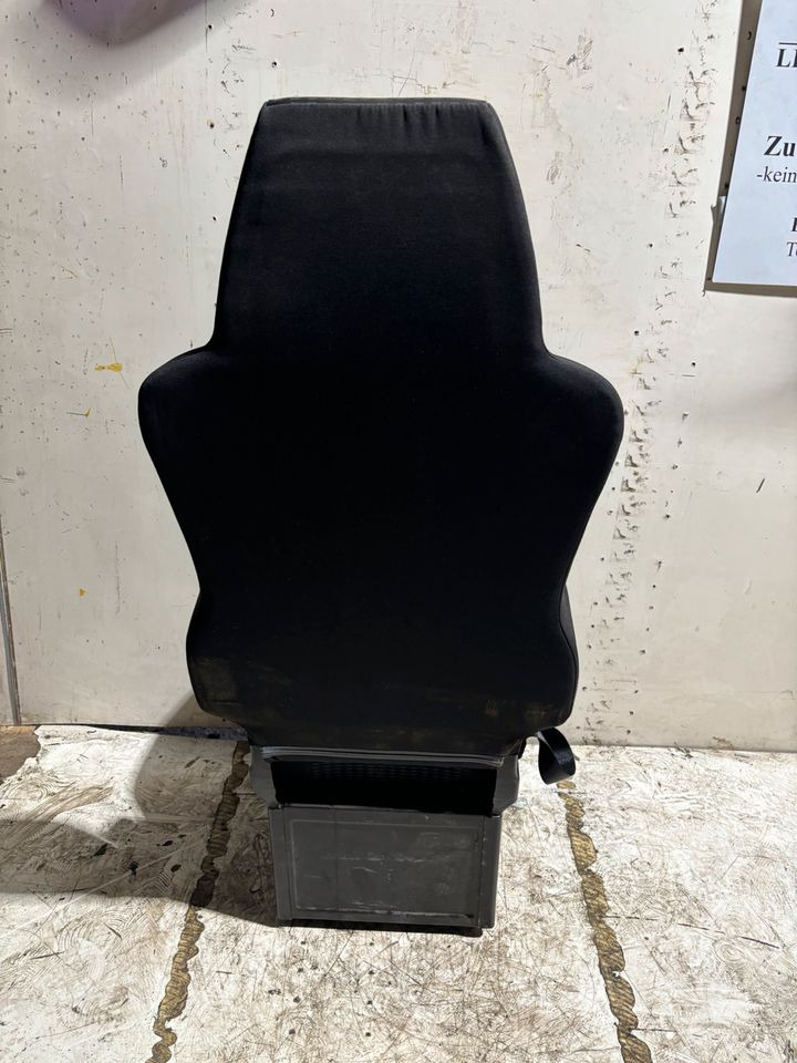 MAN TGL Beifahrersitz Euro 5/6 - Tempat duduk untuk Truk: gambar 4 MAN TGL Beifahrersitz Euro 5/6 - Tempat duduk untuk Truk: gambar 4