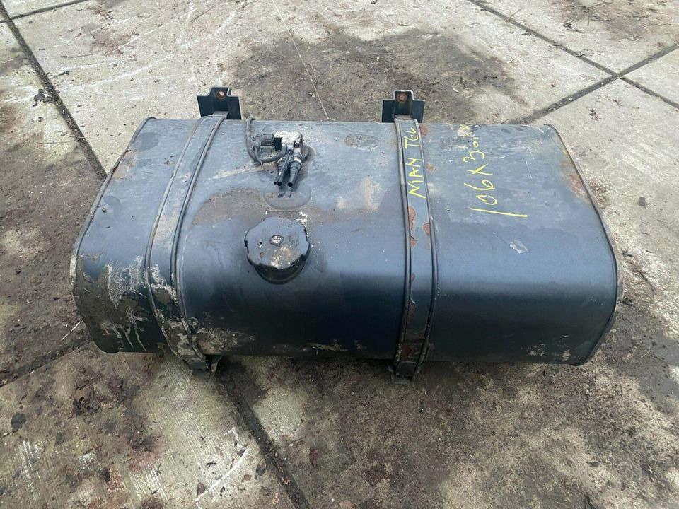 MAN TGL TGM Dieseltank Tank Tankbehälter - Tangki bahan bakar untuk Truk: gambar 1 MAN TGL TGM Dieseltank Tank Tankbehälter - Tangki bahan bakar untuk Truk: gambar 1