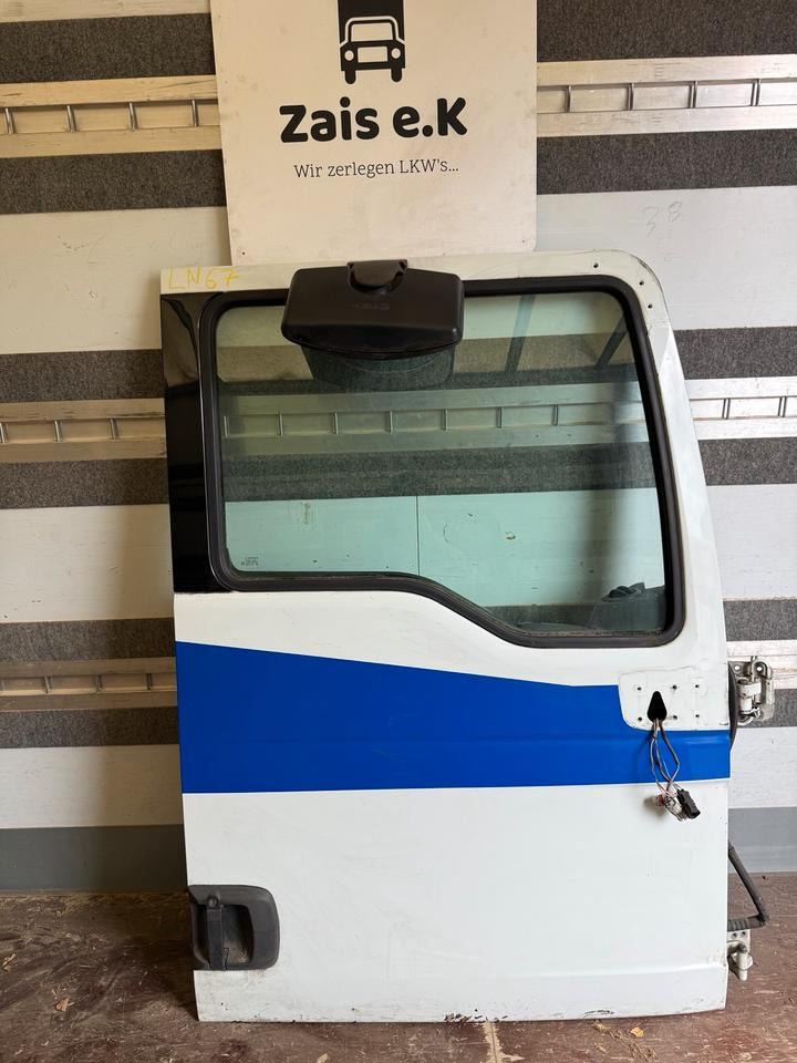 MAN TGX Beifahrertür Weiß Innenverkleidung LN 67 - Pintu dan bagian untuk Truk: gambar 1 MAN TGX Beifahrertür Weiß Innenverkleidung LN 67 - Pintu dan bagian untuk Truk: gambar 1