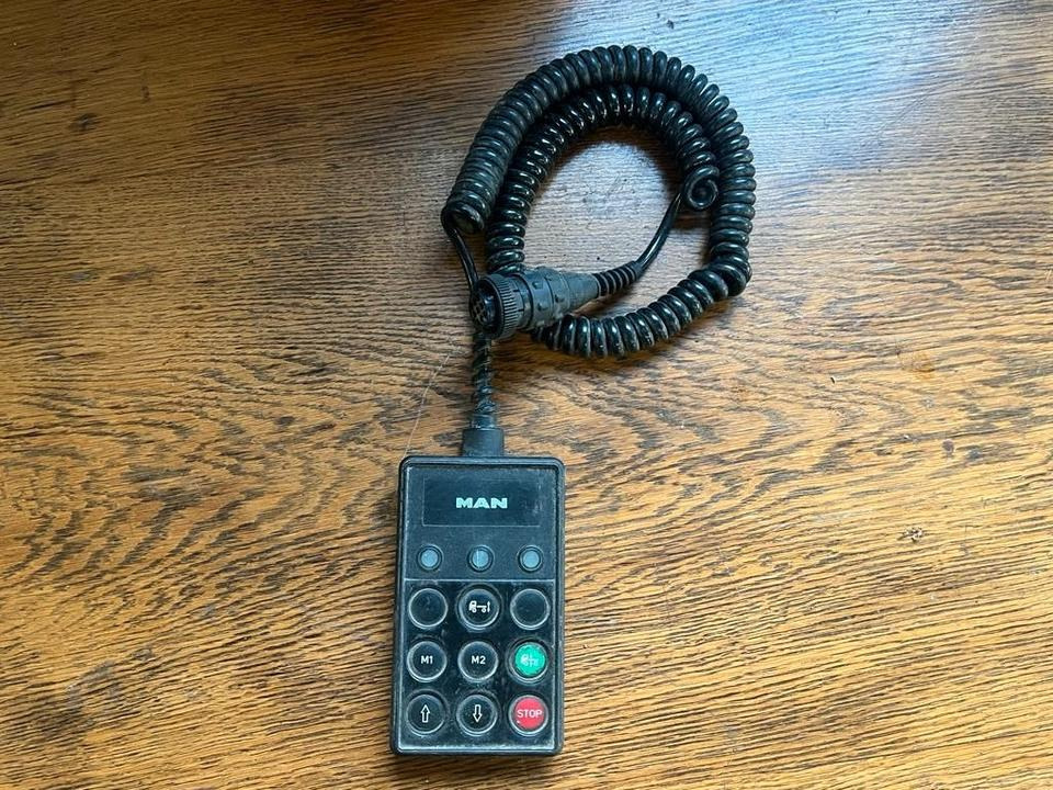 MAN WABCO Bediengerät Fernbedienung Luftfederung 4460561270 - Suspensi udara untuk Truk: gambar 1 MAN WABCO Bediengerät Fernbedienung Luftfederung 4460561270 - Suspensi udara untuk Truk: gambar 1