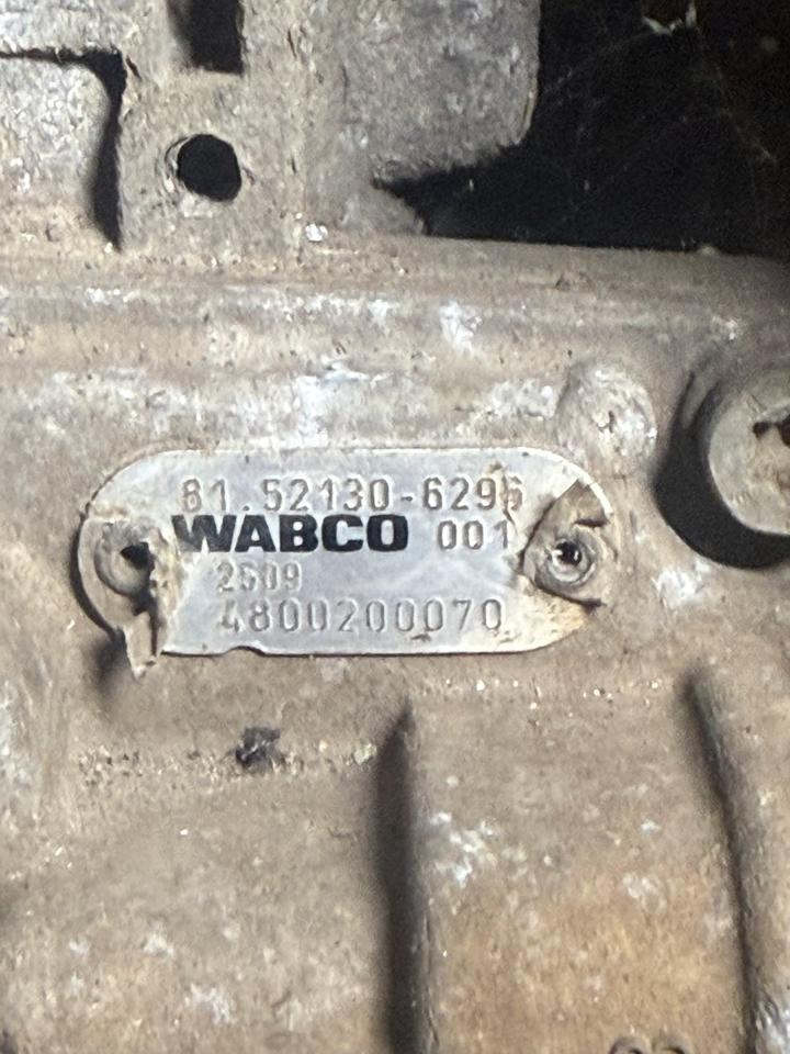 MAN WABCO Fußbremsventil 4800200070 81.52130-6295 - Bagian Rem untuk Truk: gambar 3 MAN WABCO Fußbremsventil 4800200070 81.52130-6295 - Bagian Rem untuk Truk: gambar 3