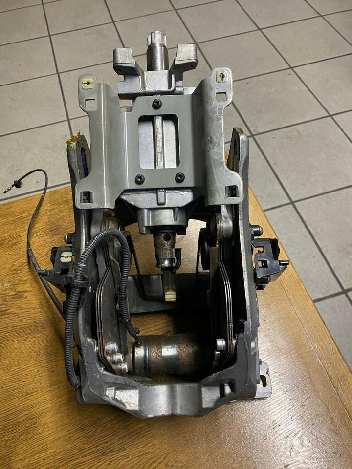 Mercedes Actros MP4 Lenksäule Lenkung - Kolom kemudi untuk Truk: gambar 1 Mercedes Actros MP4 Lenksäule Lenkung - Kolom kemudi untuk Truk: gambar 1