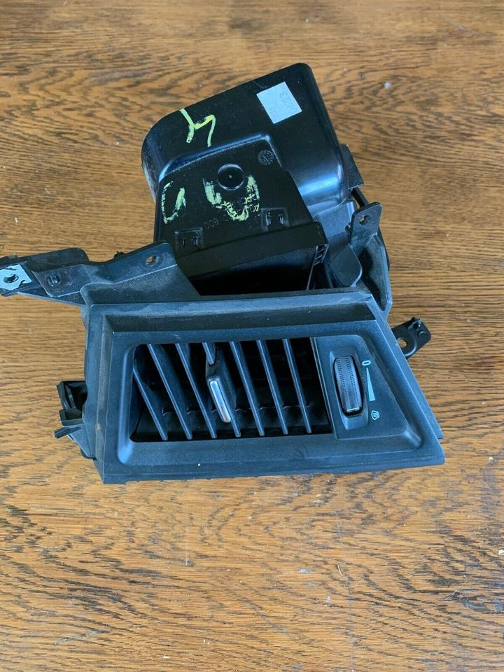 Mercedes Actros MP4 Luftduese A 960 830 06 54 {Lüften} - Pemanasan/ Ventilasi untuk Truk: gambar 1 Mercedes Actros MP4 Luftduese A 960 830 06 54 {Lüften} - Pemanasan/ Ventilasi untuk Truk: gambar 1