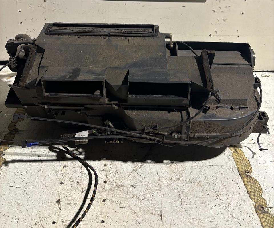 Mercedes Atego 1 Heizungskasten/Klimakasten A9738300161 - Pemanasan/ Ventilasi untuk Truk: gambar 2 Mercedes Atego 1 Heizungskasten/Klimakasten A9738300161 - Pemanasan/ Ventilasi untuk Truk: gambar 2